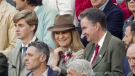 La Infanta Elena disfruta de la Feria de San Isidro con Jorge de Habsburgo-Lorena
