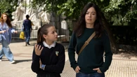 Crítica de 'Se tiene que morir mucha gente': Victoria Martín lleva su universo a la ficción sin perder acidez