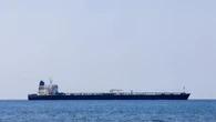 Un buque de guerra ruso realiza varios disparos cerca de un yate en el Canal de la Mancha