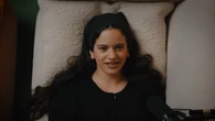 Rosalía: “La ropa es como un hechizo, puede cambiar cómo será tu día”