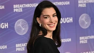 Anne Hathaway se sincera como nunca: "Estuve medio ciega durante diez años"
