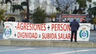 Los funcionarios de prisiones se plantan frente a las agresiones y denuncian el "maltrato" del Gobierno