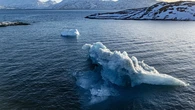 Alemania admite que siete contenedores con combustible y basura acabaron a la deriva en un iceberg de la Antártida