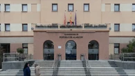 Estos son los 10 municipios más ricos de España y los 10 más pobres