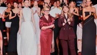 Isabel Sanchís, de diseñar para sus amigas a fetiche de las famosas: "Me encantaría vestir a Penélope Cruz o Cate Blanchett"