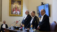 El juicio de apelación del cardenal Becciu comienza con petición de recusación del fiscal