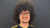 El reto viral de un aficionado del Manchester United que está a punto de cumplir: 386 días sin cortarse el pelo