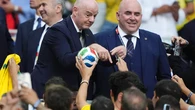 La FIFA se defiende: Infantino niega que las polémicas pausas de hidratación generen ingresos extra pese a las críticas de aficionados y entrenadores