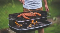Cómo hacer una barbacoa más saludable este verano, según un especialista en microbiota