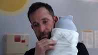 Así trabajan los bebés actores en Hollywood: jornadas mínimas, mucha protección y rodajes imprevisibles