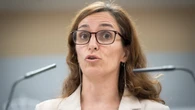 Mónica García tira de aborto para tapar el cabreo médico