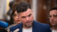 Rufián hace estallar las redes con un mensaje contra PP y Vox tras la ovación de récord al Papa