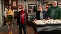 Stuart Bloom desata el apocalipsis multiversal en el tráiler de su spin-off de 'The Big Bang Theory'