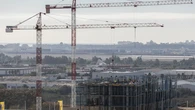 El Gobierno acuerda con las comunidades, incluidas las del PP, el nuevo plan de vivienda de 7.000 millones de euros: Andalucía (1.197), la que más fondos recibirá