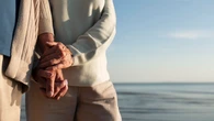 Así son las estancias médicas gratuitas en España que propone Airbnb.org