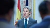 Feijóo prioriza la inmigración de Hispanoamérica y acusa a PSOE y Vox de practicar un "bipartidismo irresponsable"