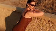 El conjunto pijamero de Zara que Vicky Martín Berrocal se lleva a Capri y que las mujeres +50 no van a dejar fuera de su maleta este verano