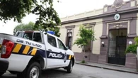 Un hombre atropella a su cita después de que la mujer se negara a que él le oliese los pies