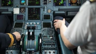 El 90% de los pilotos admiten dormir la siesta durante sus vuelos