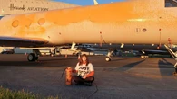 Dos ecologistas británicas que intentaron rociar pintura al avión de Taylor Swift, condenadas por daños a la propiedad