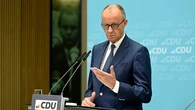 Merz se muestra a favor de limitar la libertad de movimiento de criminales en potencia tras el atropello múltiple de Berlín