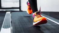 Ni andar ni hacer cardio suave: el ejercicio corto que ayuda a quemar grasa y ganar resistencia