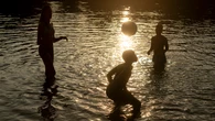 La AEMET alerta a 12 comunidades por calor extremo y tormentas muy fuertes: seis, incluida Madrid, en aviso naranja