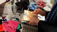 Cae una red criminal con datos bancarios de 500.000 españoles: así robaban miles de euros con un falso SMS de tu banco