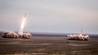 Irán ataca bases de EEUU en Jordania y Baréin, y desafía los planes de paz de Trump