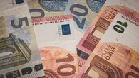Esta es la cantidad promedio de ahorros que tendrán las personas mayores de 30 años en el banco en 2026