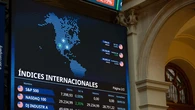 El Ibex sube un 1,43% por el acuerdo de paz y supera por primera vez la barrera de los 19.000 puntos