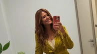 Nuria Roca tiene el traje que todas las mujeres de más de 50 van a querer: estiliza y además está rebajado