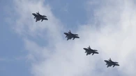 EE UU pone en jaque a China: un F-22 logra el disparo más largo de la historia con un misil aire-aire