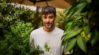 «No hay que comer cinco piezas de fruta al día ni beber dos litros de agua»
