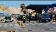 Marruecos aborta una entrada masiva en Melilla de noventa personas