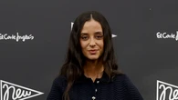 Victoria Federica estrena el look de aeropuerto más cómodo del verano con una camiseta de Zara rebajada a solo 8 euros