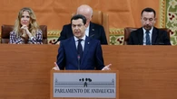 Moreno tiende la mano a Vox en su investidura pero avisa: "Mi carácter y mis valores son sólidos"
