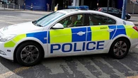 Apuñalan a un joven británico con un cuchillo prohibido en Reino Unido: "La vida de mi hijo no volverá a ser la misma"