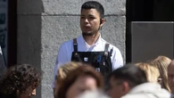 Una camarera cesada por "fin de temporada" mientras estaba de baja logró la readmisión forzosa, los salarios de tramitación y una indemnización de 6.251 euros