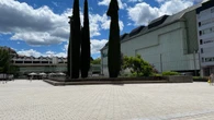 Detienen a una pareja por practicar sexo oral en una céntrica plaza de Vitoria