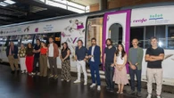 Así es viajar con doce escritores en el Tren de la Cultura en plena era del scroll infinito