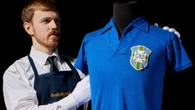 A subasta la camiseta que llevó Pelé en la final del Mundial de 1958