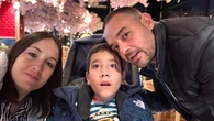 Llamamiento desesperado para Adrián, un niño enfermo que necesita 300.000 euros para una vacuna experimental