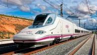 Suspendida la línea Madrid-Sevilla por la caída de un cable de alta tensión: retrasos y pasajeros atrapados en plena ola de calor