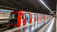 Hallan un cadáver en las vías de la L2 del Metro de Barcelona
