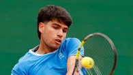 Alcaraz sufre ante Etcheverry para alcanzar los cuartos en Montecarlo