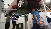 España necesita urgentemente 20.000 mecánicos del automóvil