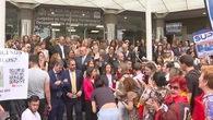 Jueces y fiscales protagonizan un paro simbólico y amenazan al Gobierno con convocar una huelga si no retira las reformas