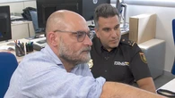 “Hemos evitado más de cuatrocientos suicidios”: Así trabajan los policías que rastrean las RRSS en busca de mensajes de despedida