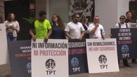 Los trabajadores del puerto de Tenerife se manifiestan contra la llegada del crucero con Hantavirus